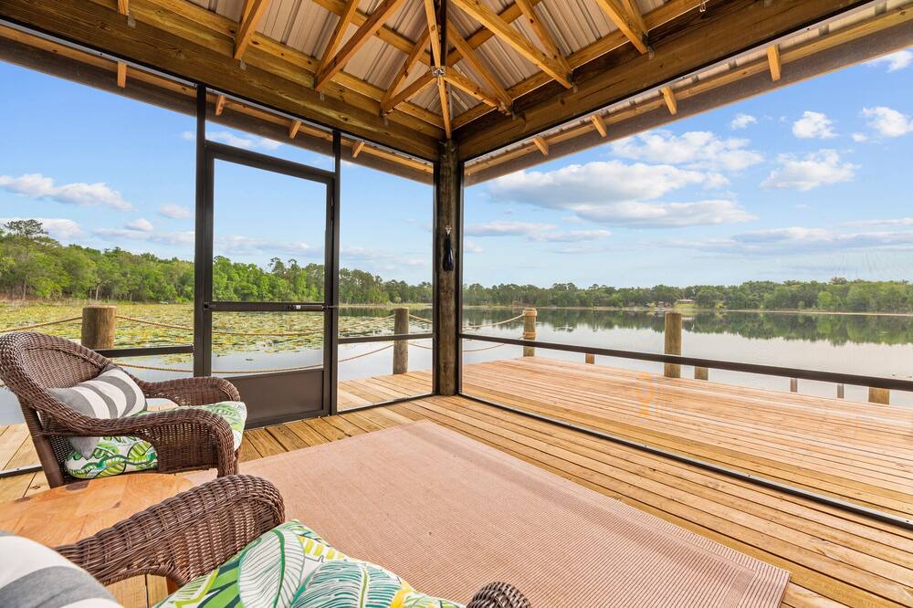 Photo of Outdoor in Hawthorne