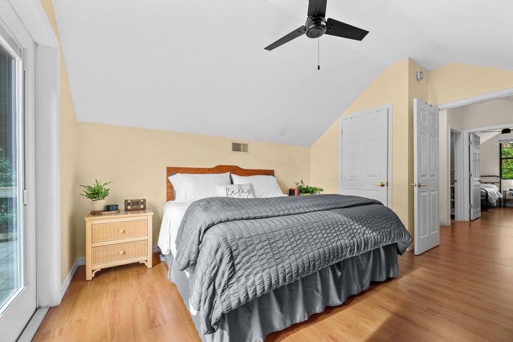 Photo of Bedroom in Hawthorne