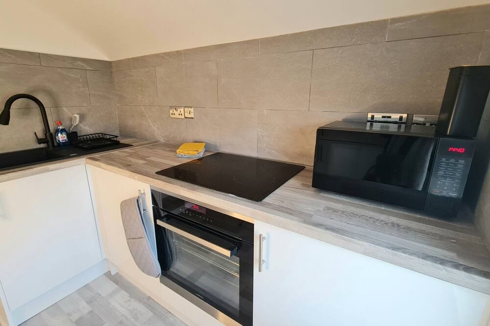 Photo of Bathroom in Hanworth