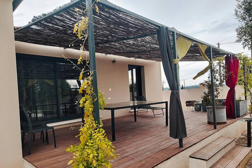 Photo of Outdoor in Roquemaure