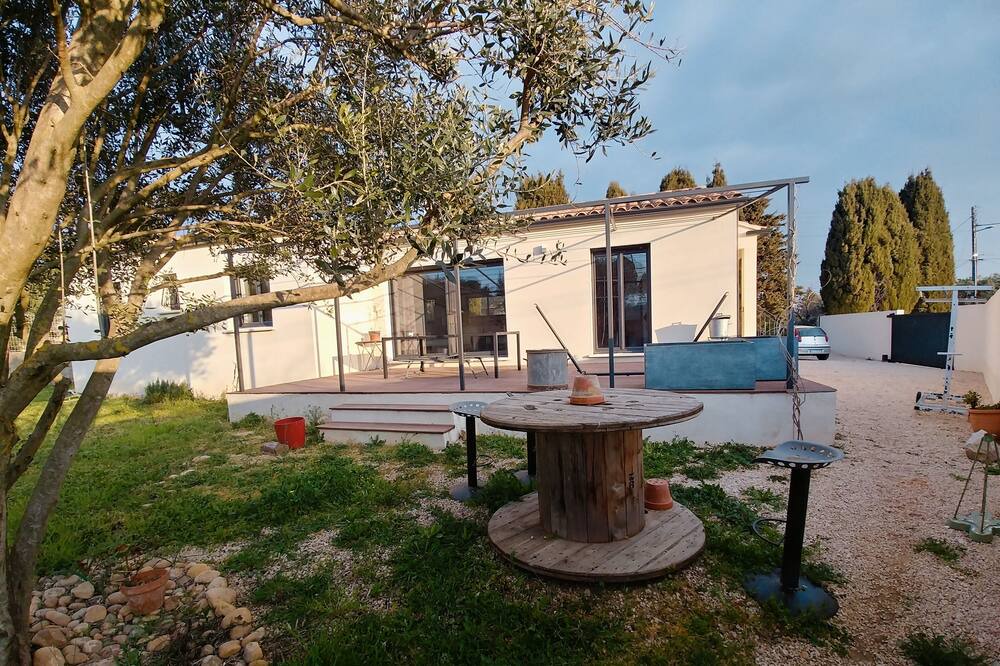 Photo of Outdoor in Roquemaure