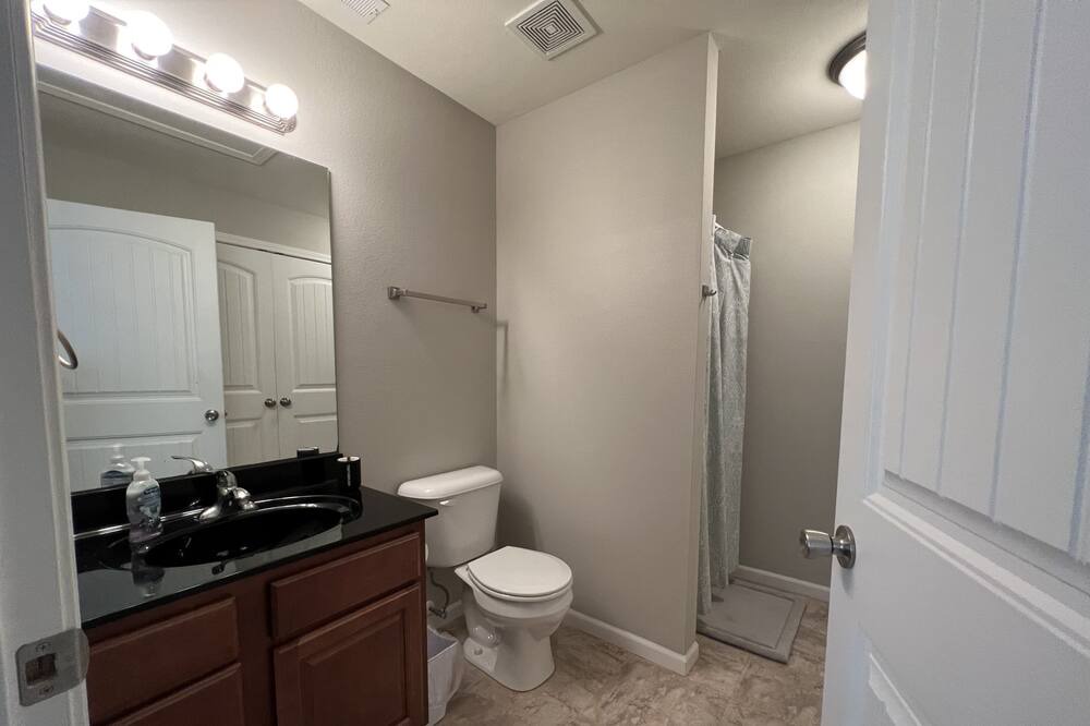 Photo of Bathroom in Rolla