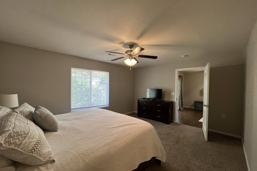 Photo of Bedroom in Rolla