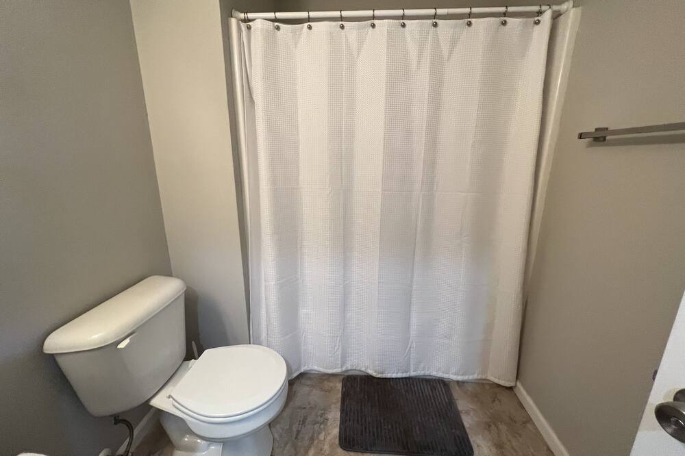 Photo of Bathroom in Rolla