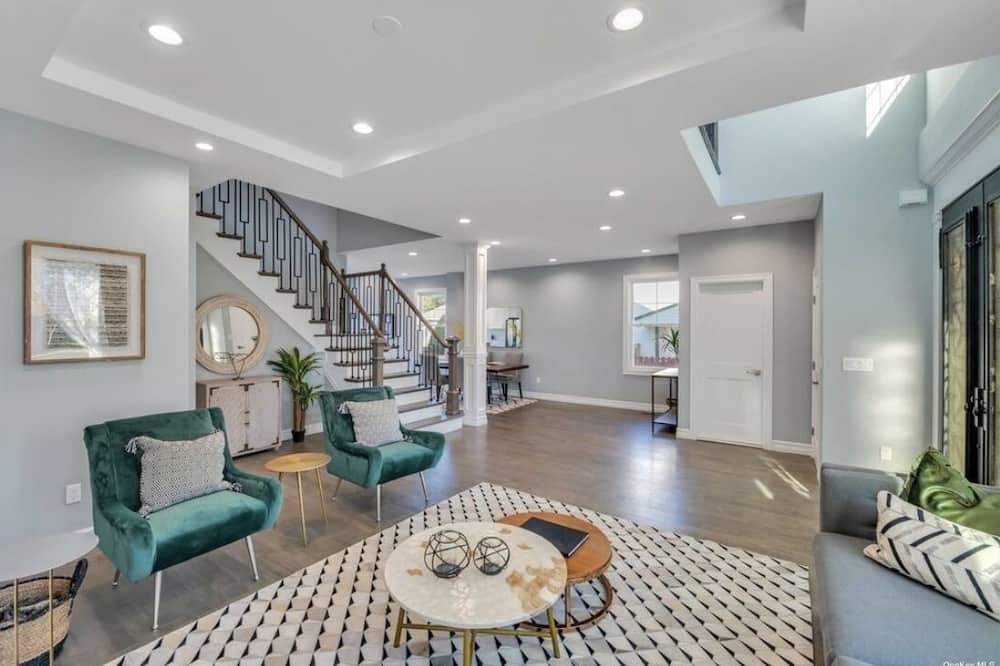 Photo of Others in Levittown