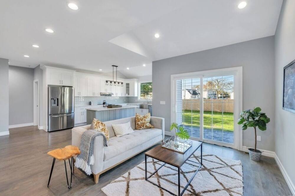 Photo of Others in Levittown