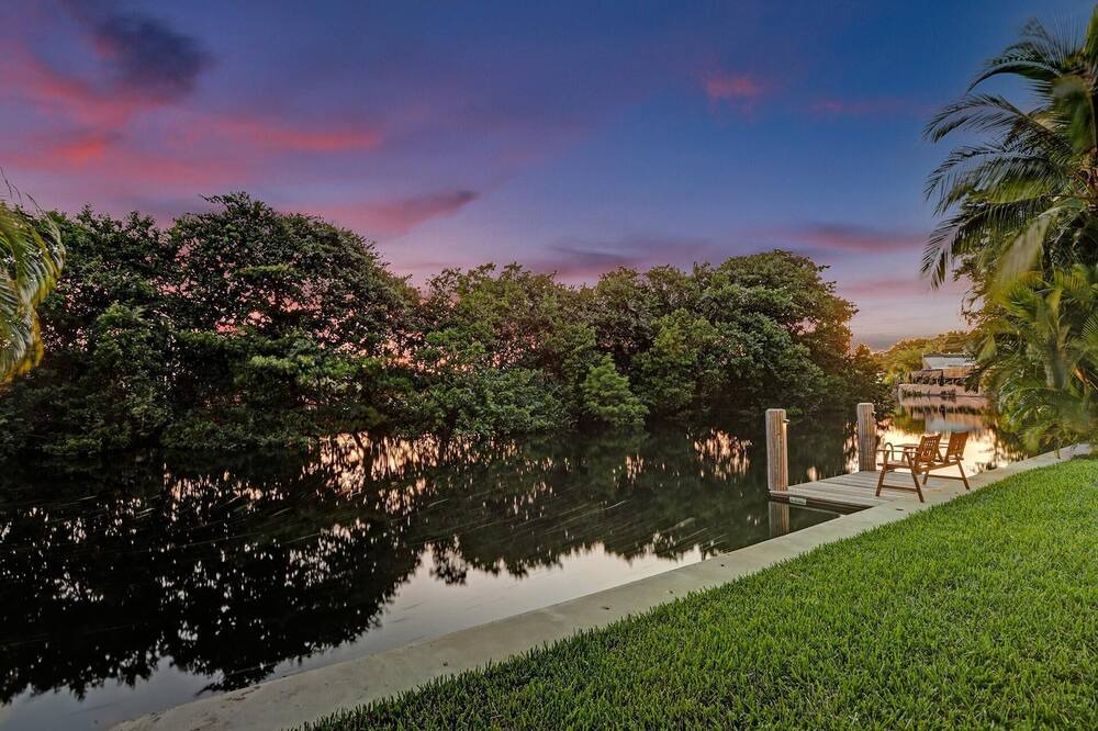 Photo of Outdoor in Oakland Park