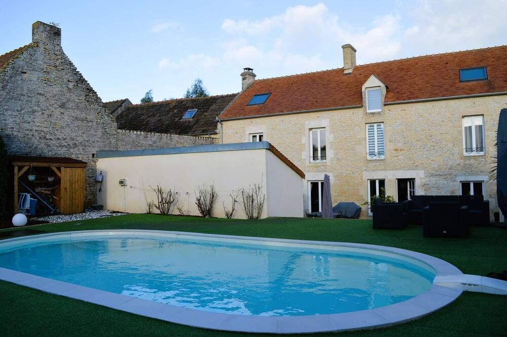 Photo of Outdoor in Banville