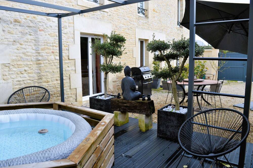 Photo of Outdoor in Banville