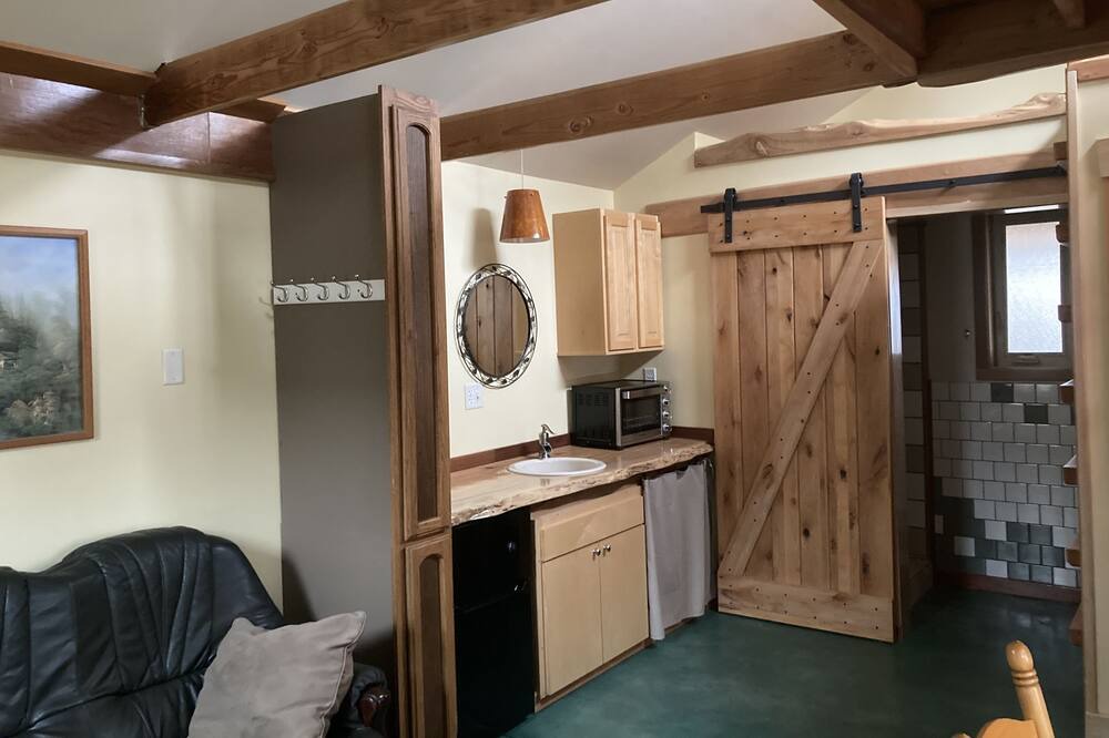 Photo of Others in Friendly