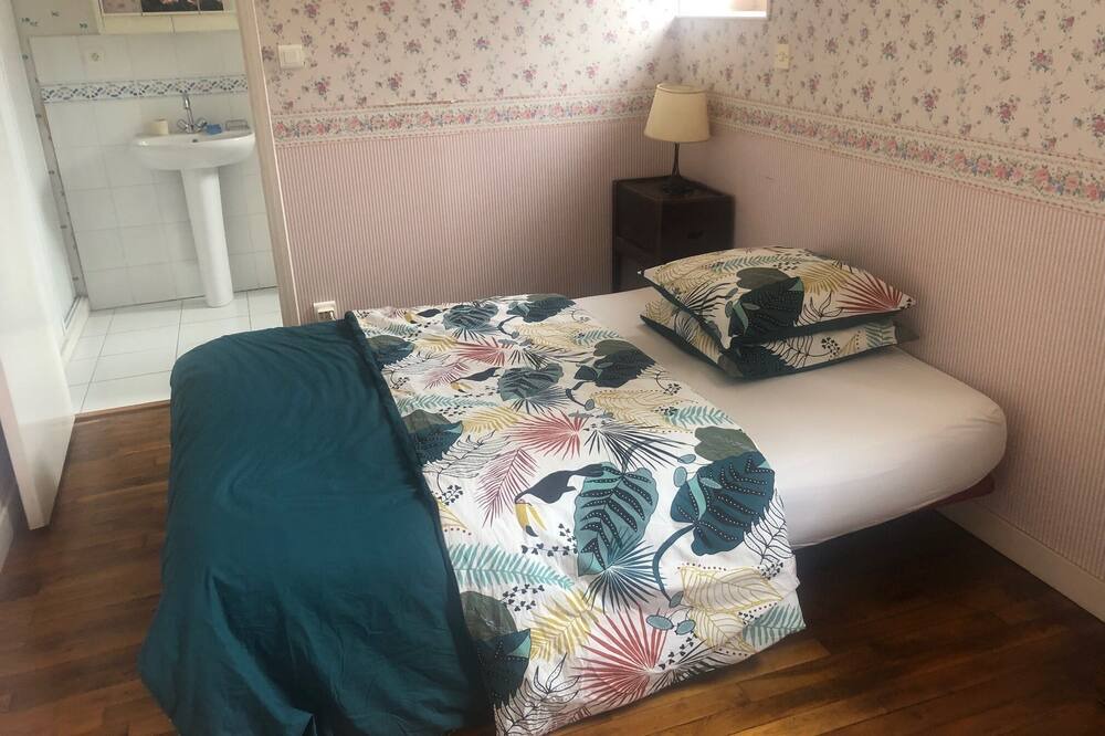 Photo of Bedroom in Chanzeaux