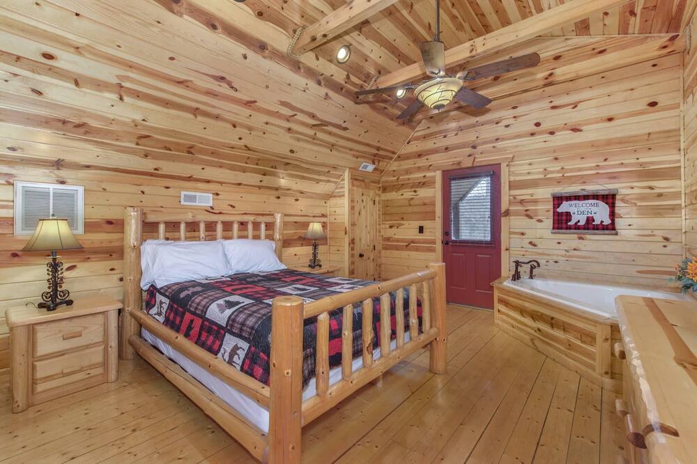Photo of Others in White Oak Lodge
