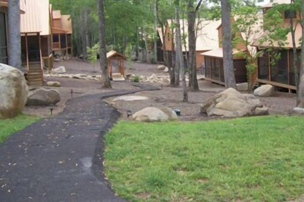 Photo of Others in White Oak Lodge