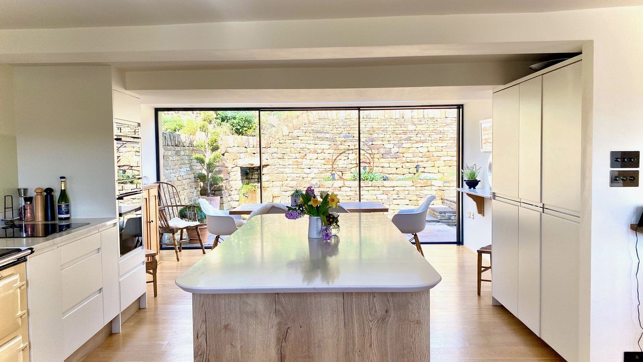 Photo of Others in Almondbury