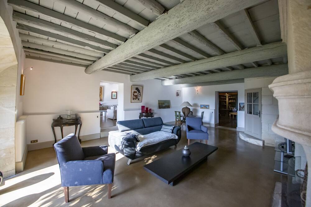 Photo of Outdoor in Arles