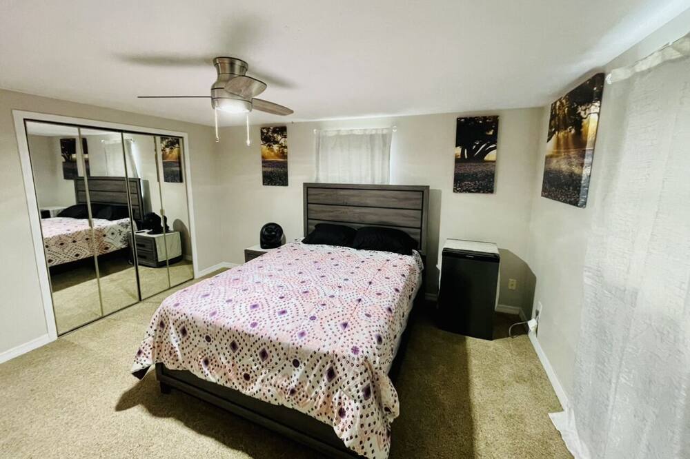 Photo of Bedroom in Sheffield Lake