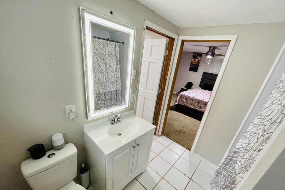 Photo of Bathroom in Sheffield Lake