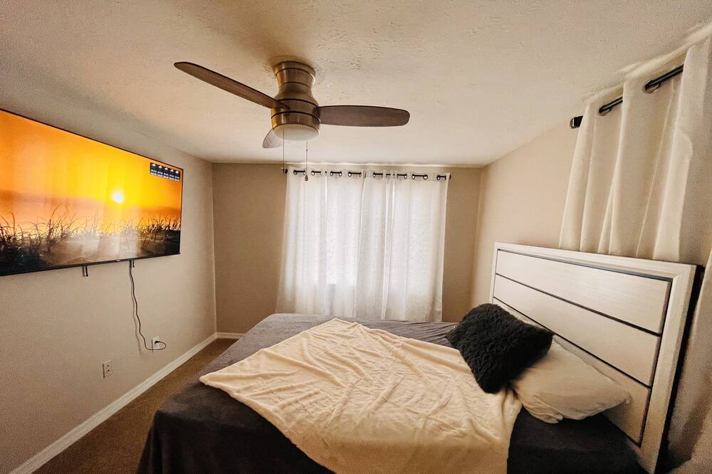 Photo of Bedroom in Sheffield Lake