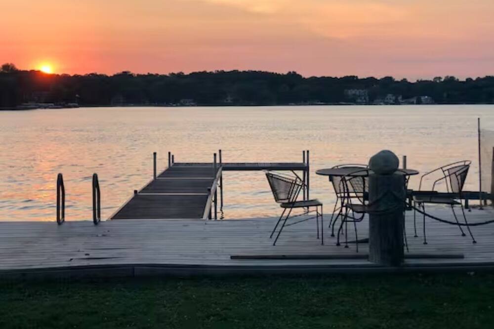 Photo of Others in Fox Lake