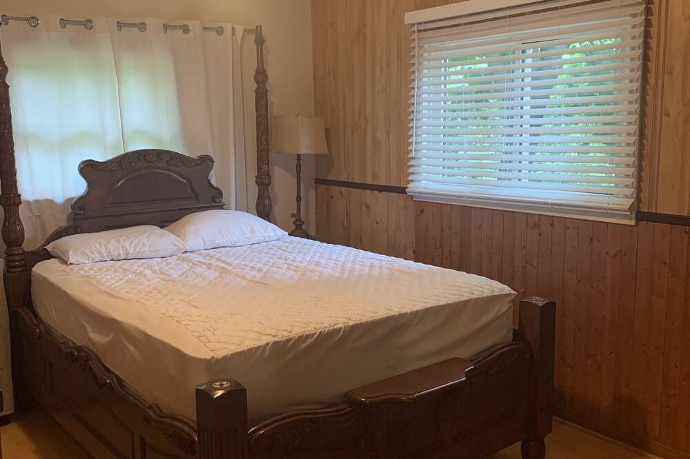 Photo of Bedroom in Collingwood