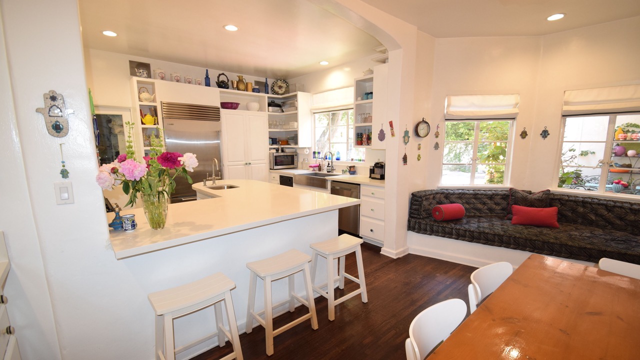 Photo of Kitchen in Pico - Robertson