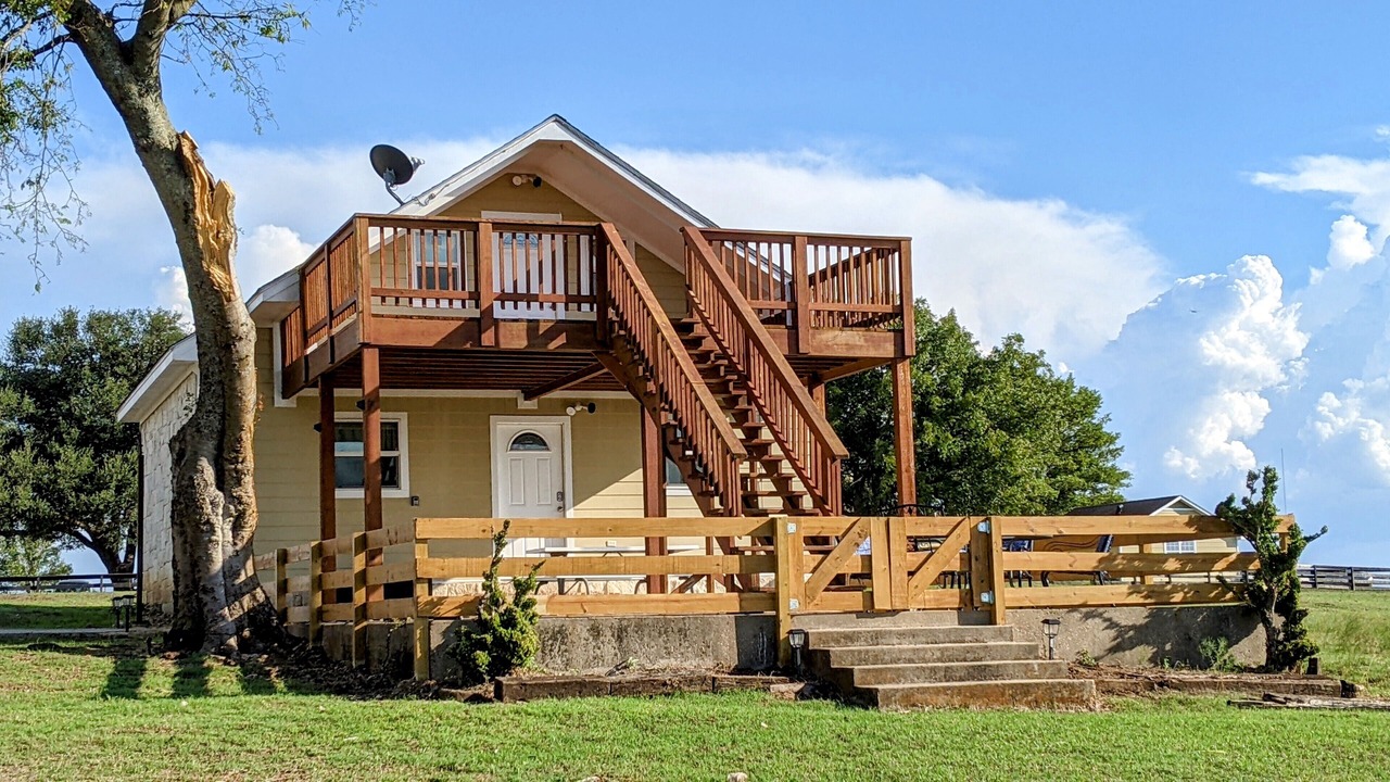 Photo of Outdoor in Moody