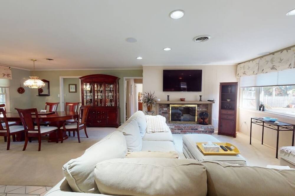 Photo of Others in Whitesboro