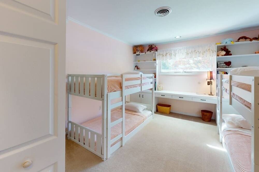 Photo of Others in Whitesboro