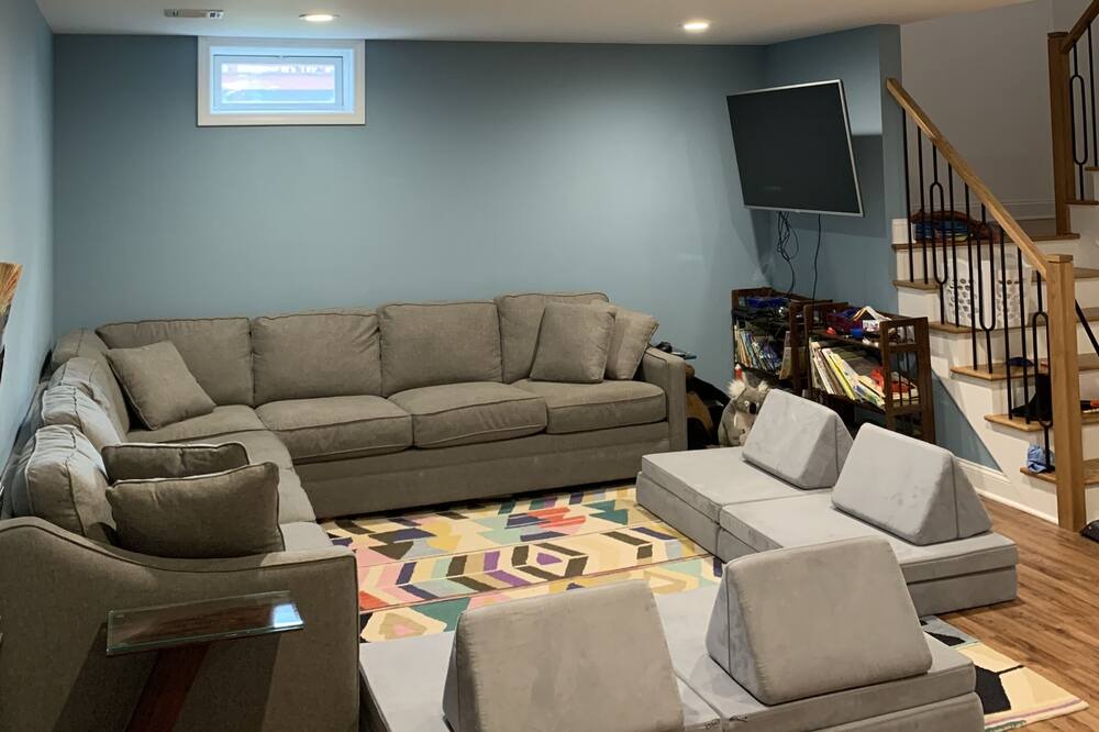 Photo of Others in Teaneck