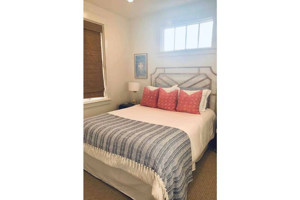 Photo of Bedroom in Eufaula