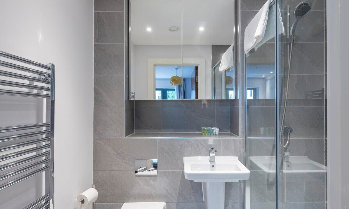 Photo of Others in Highgate