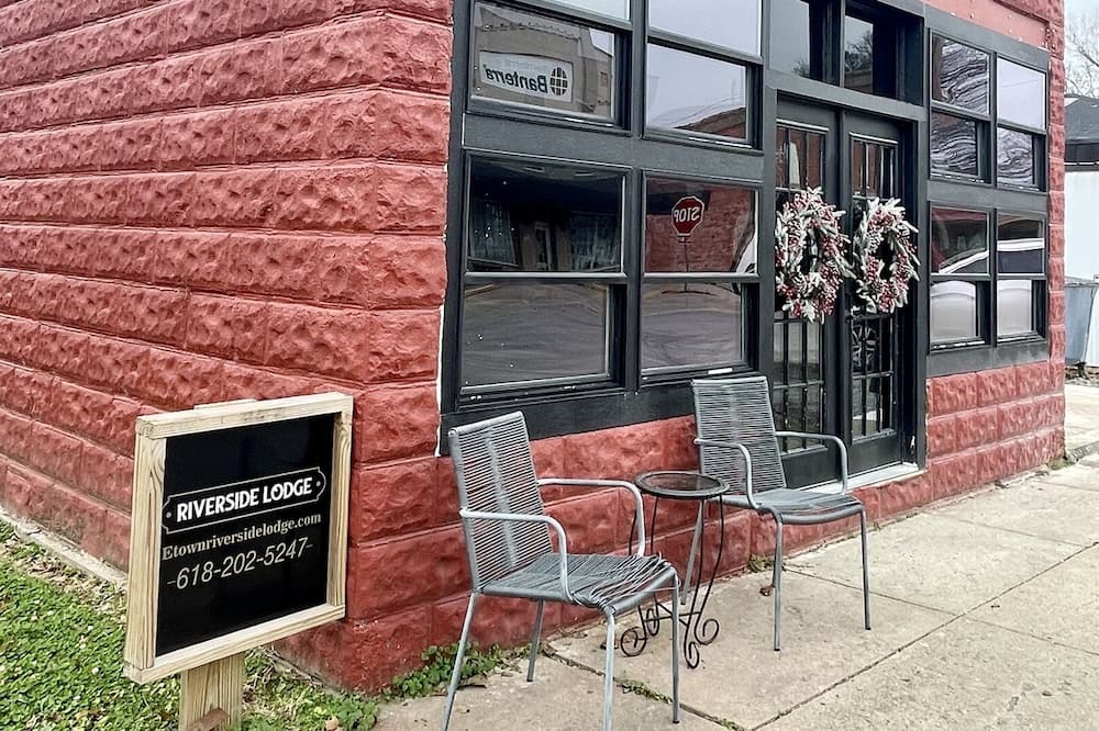 Photo of Outdoor in Elizabethtown