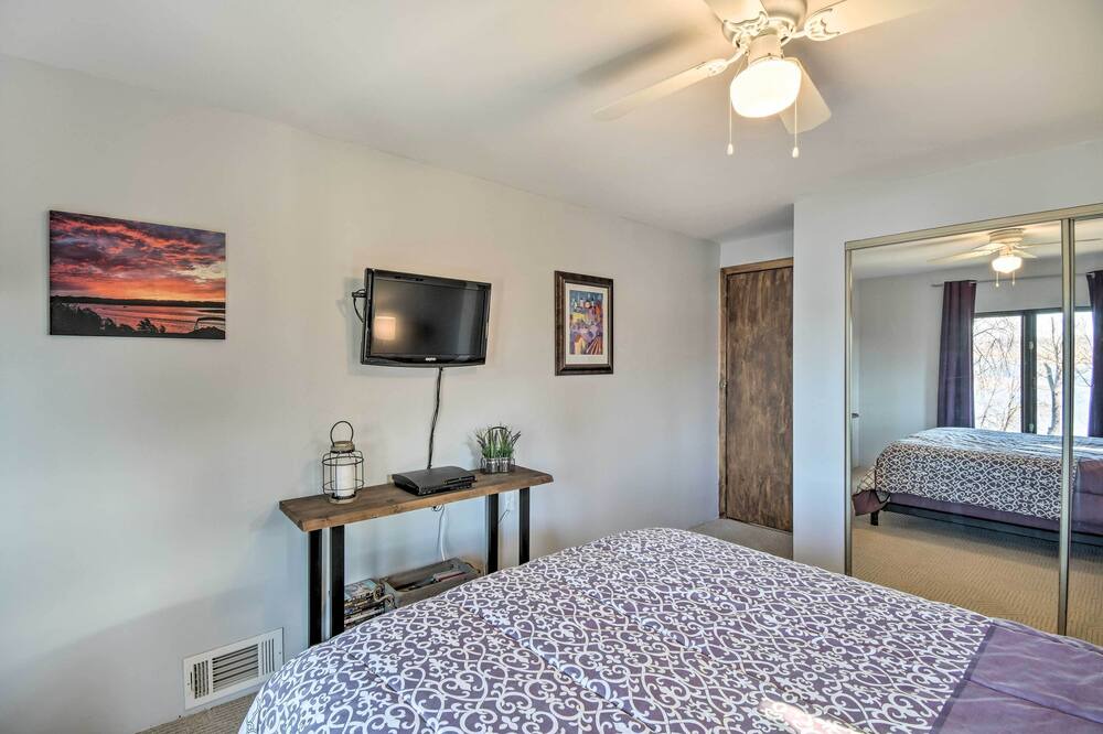Photo of Bedroom in Thomson