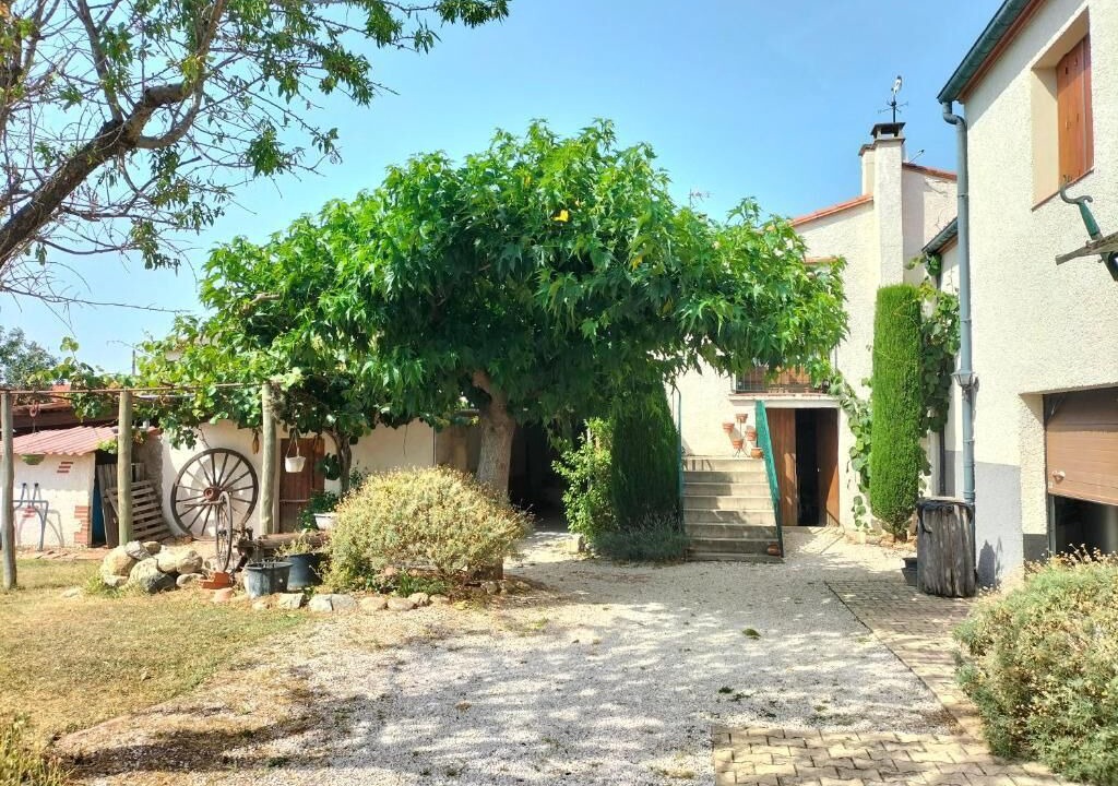 Photo of Buildings in Maureillas-Las-Illas