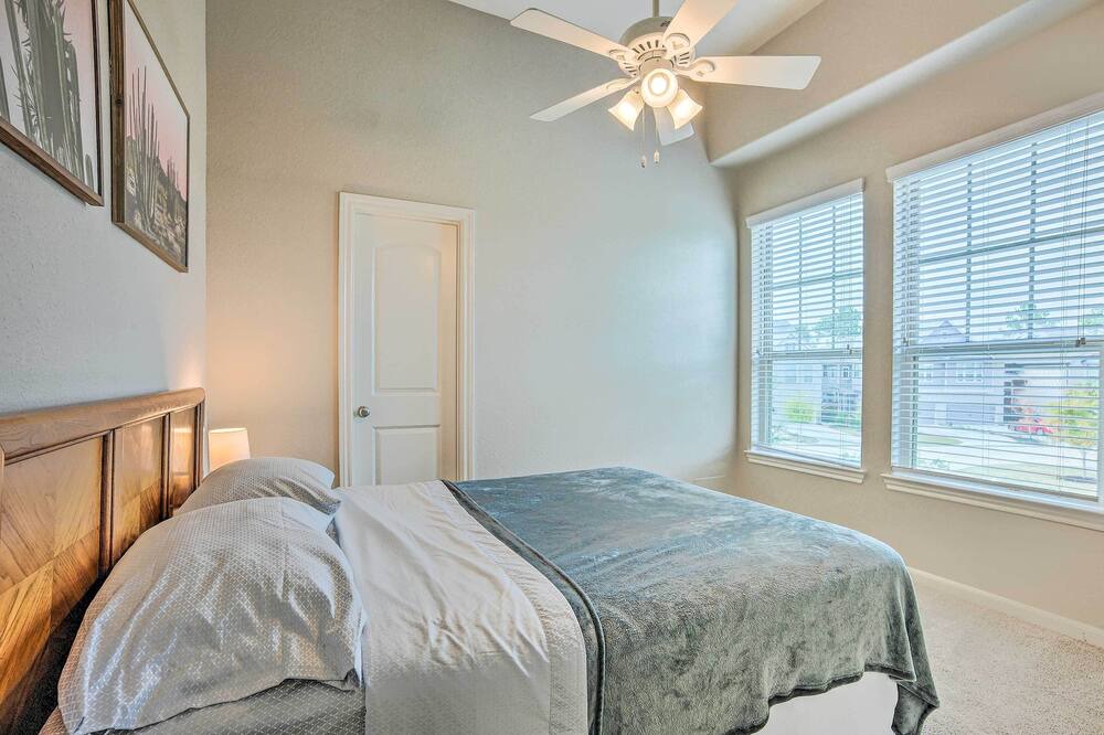Photo of Bedroom in Porter