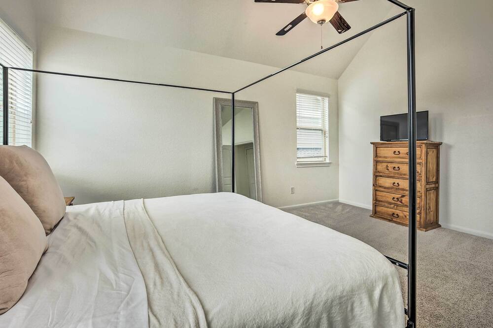 Photo of Bedroom in Porter