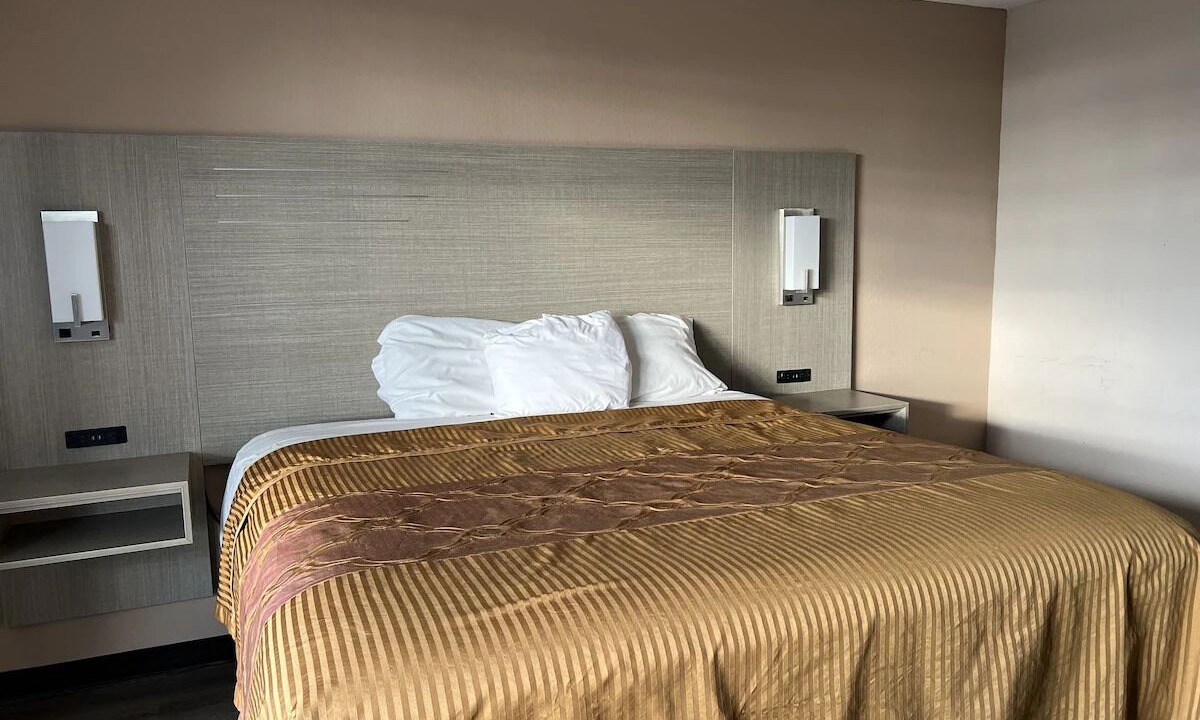 Photo of Bedroom in Hattiesburg