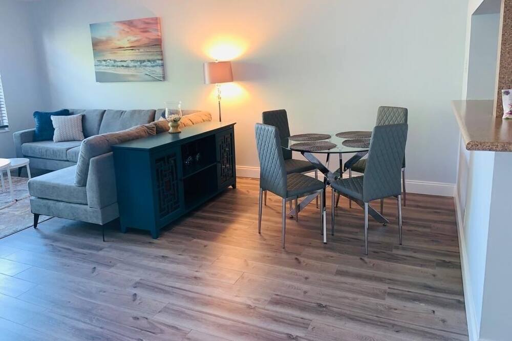 Photo of Livingroom in Harbor Beach