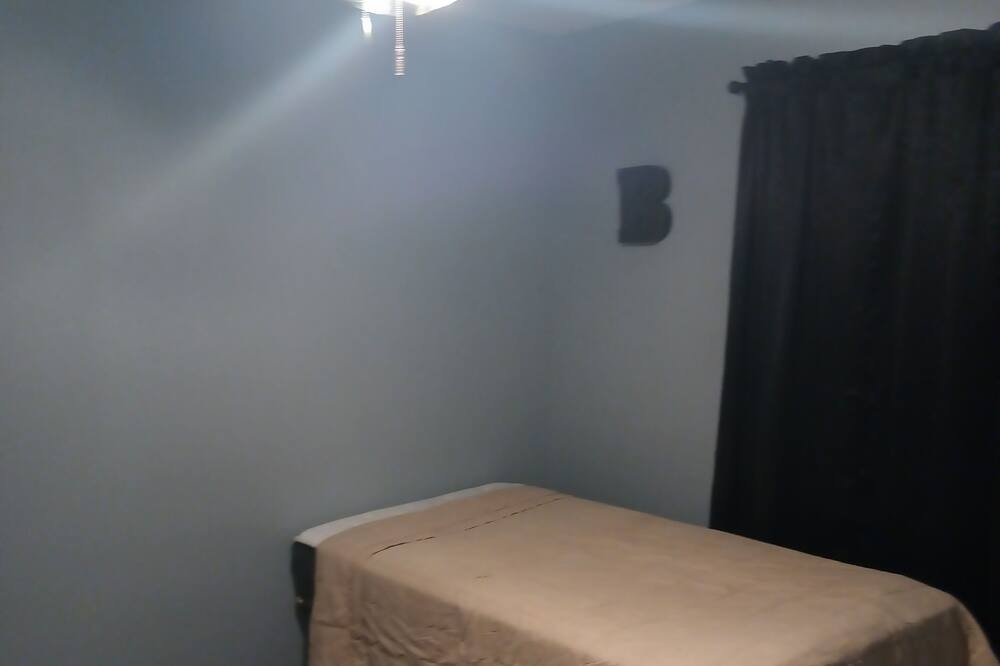 Photo of Bedroom in Fort Smith