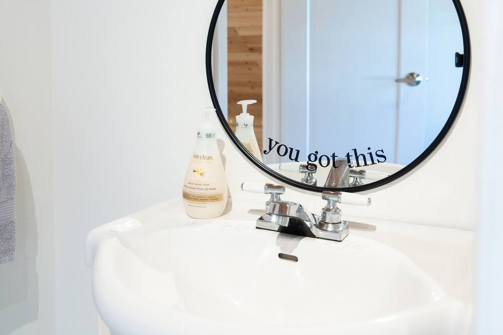 Photo of Bathroom in Central Elgin
