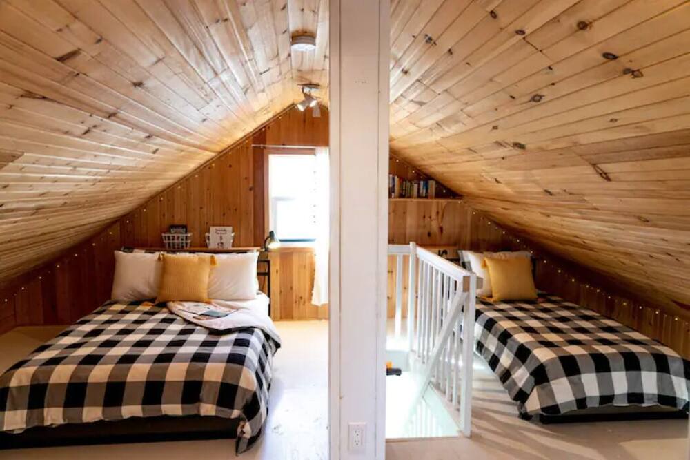 Photo of Bedroom in Central Elgin
