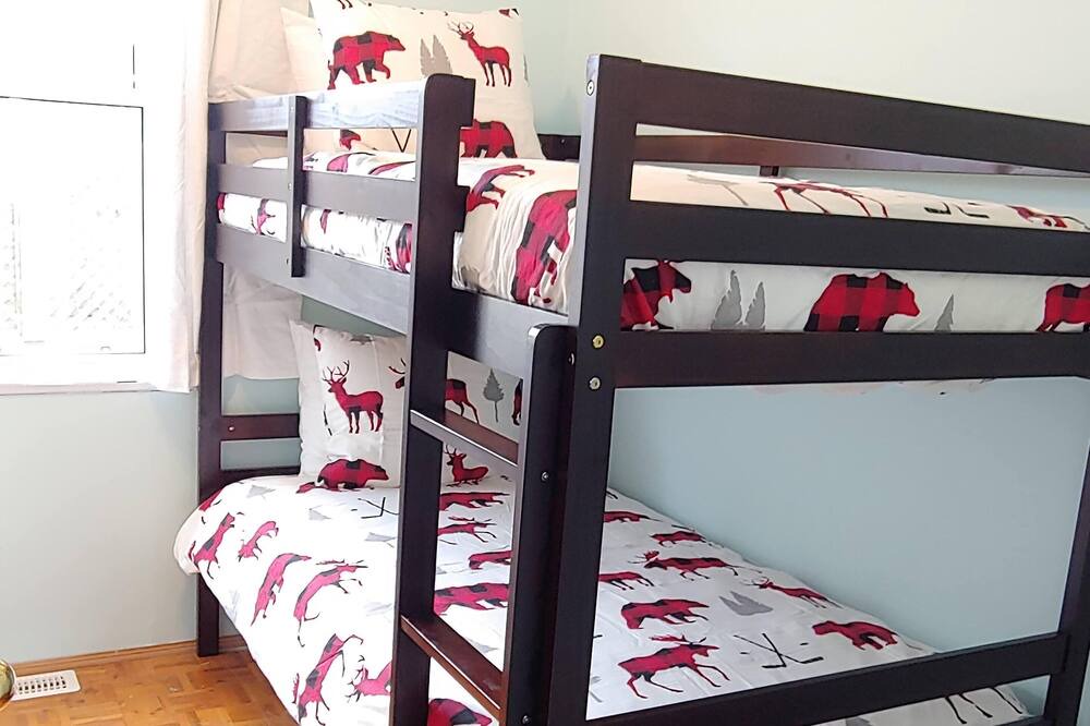 Photo of Bedroom in Central Elgin