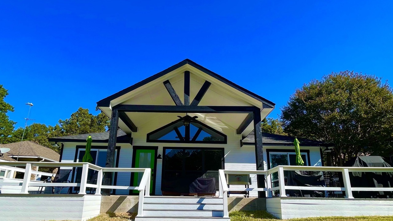 Photo of Outdoor in Enchanted Oaks