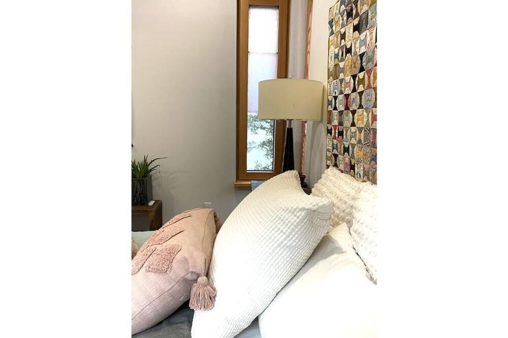 Photo of Bedroom in Northern Bruce Peninsula