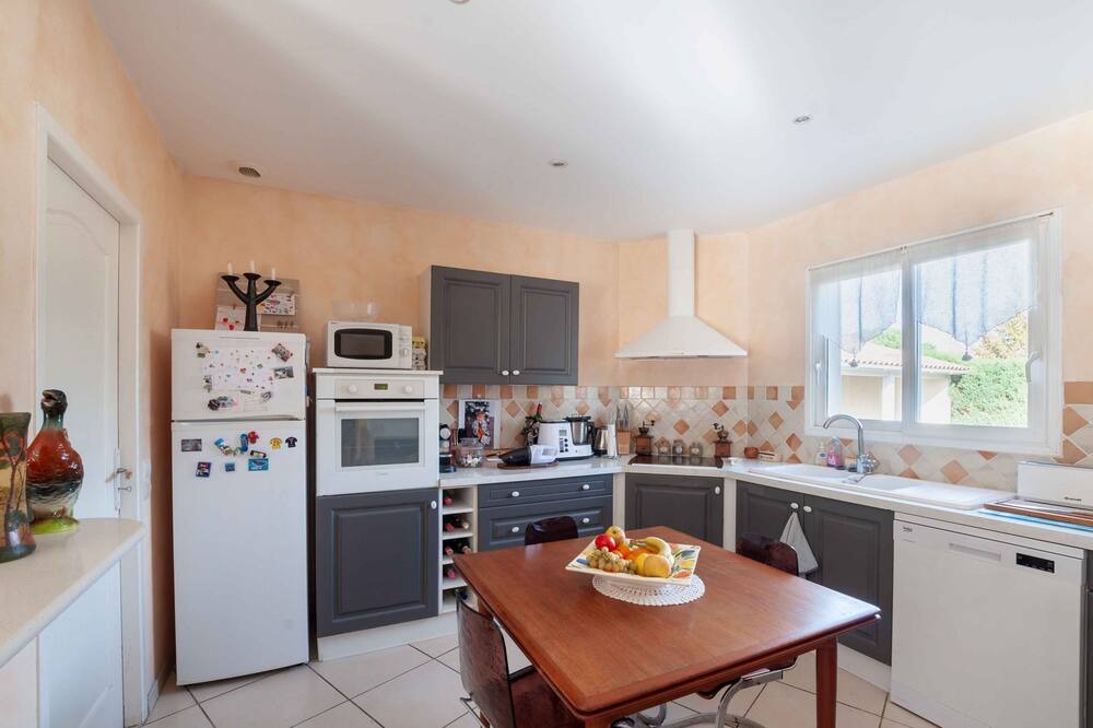 Photo of Kitchen in Bias