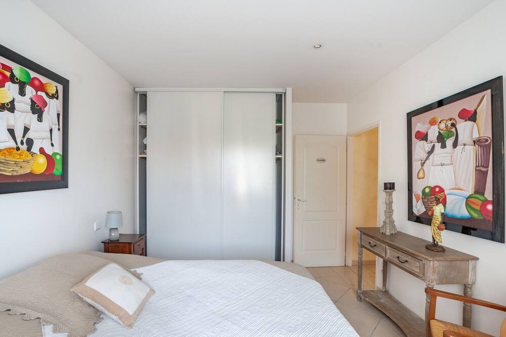 Photo of Bedroom in Bias