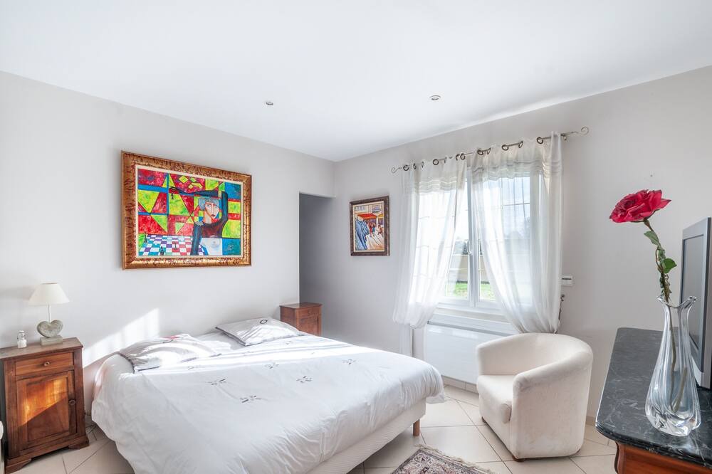 Photo of Bedroom in Bias