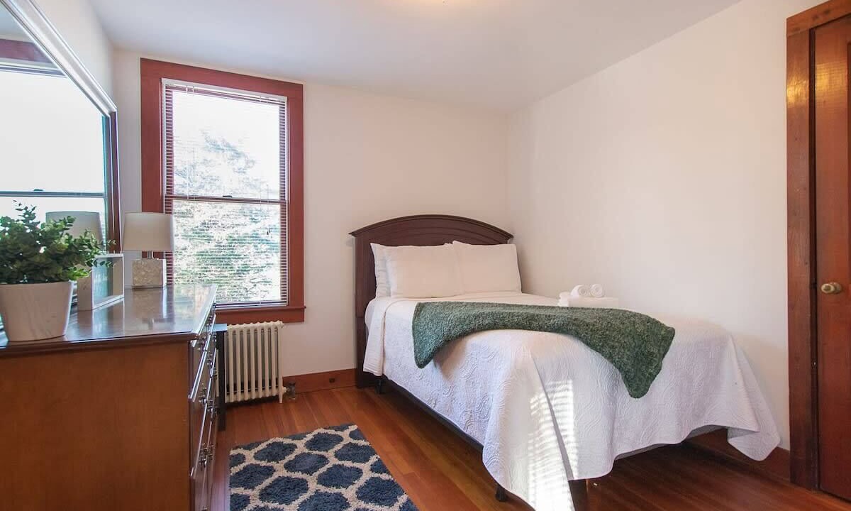 Photo of Others in North Falmouth