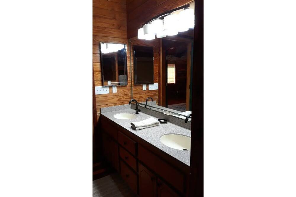 Photo of Bathroom in Waynesboro
