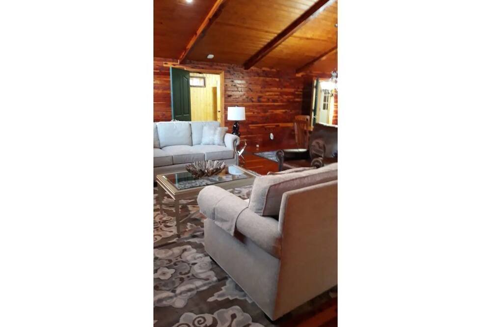 Photo of Bedroom in Waynesboro